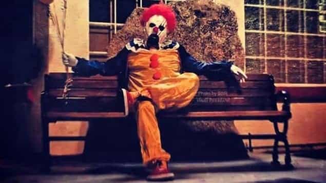 If You Are Afraid Of Clowns, Look Away Now: Dozens Of Clowns Terrorising Towns in California