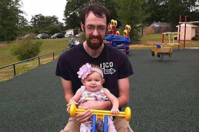 A Real Life ‘PS, I Love You’: This Terminally Ill Dad Wrote Dozens Of Letters To His Family A Real Life ‘PS, I Love You’: This Terminally Ill Dad Wrote Dozens Of Letters To His Family