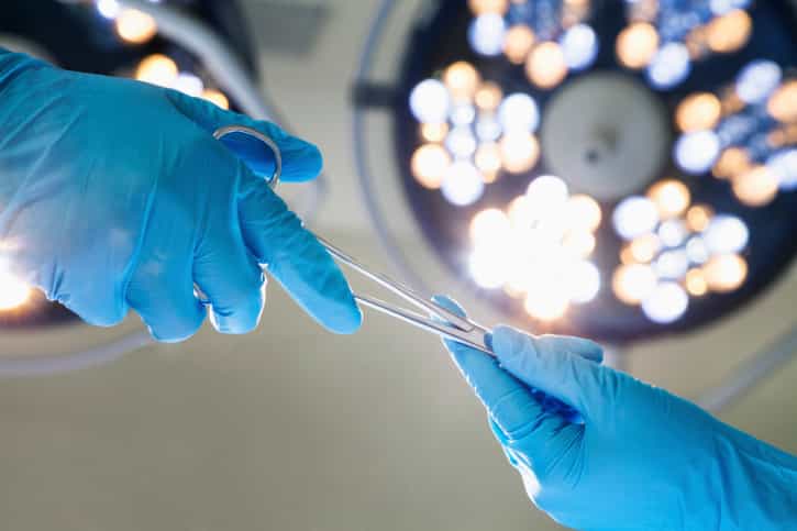 Two Men Dead After Receiving “Worm-Infested Kidneys” In Transplant Operation Two Men Dead After Receiving “Worm-Infested Kidneys” In Transplant Operation