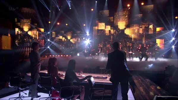 UPDATE: “Everyone Wants To Be In This Band Now” Stereo Kicks Stage Invader Turns Out To Be Comic Lee Nelson UPDATE: “Everyone Wants To Be In This Band Now” Stereo Kicks Stage Invader Turns Out To Be Comic Lee Nelson