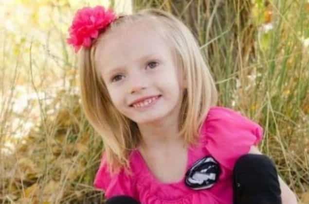 This Terminally Ill 6 Year Old Wants A Lifetime Supply Of Festive Cards For Her Last Christmas