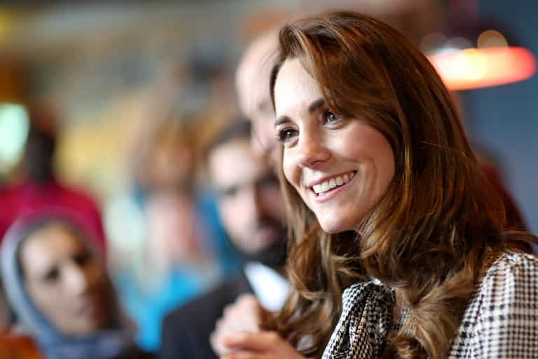 Kate Middleton is wearing a sold-out €16 Zara dress today and typically, she looks incredible