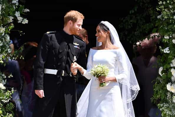 Harry and Meghan married in secret three days before their “wedding” Harry and Meghan married in secret three days before their “wedding”