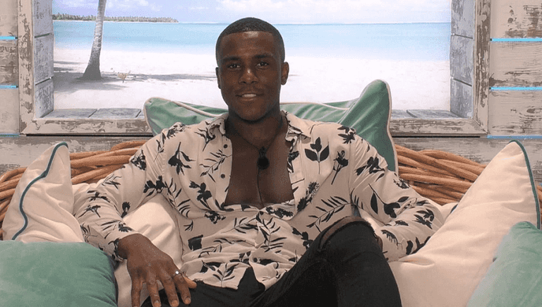 Fans can’t get enough of this video of Love Island’s Luke T supporting his mum on The X Factor