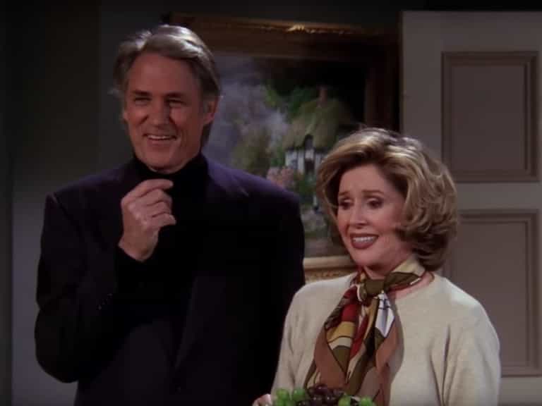 Matthew Perry’s dad was a character on Friends and how did we not notice? Matthew Perry’s dad was a character on Friends and how did we not notice?