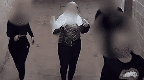 Illegal hair salon shut down: Women attempt getaway through fire escape Illegal hair salon shut down: Women attempt getaway through fire escape