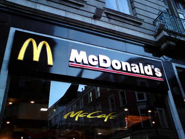 McDonald’s walk-in takeaway services to reopen this month McDonald’s walk-in takeaway services to reopen this month