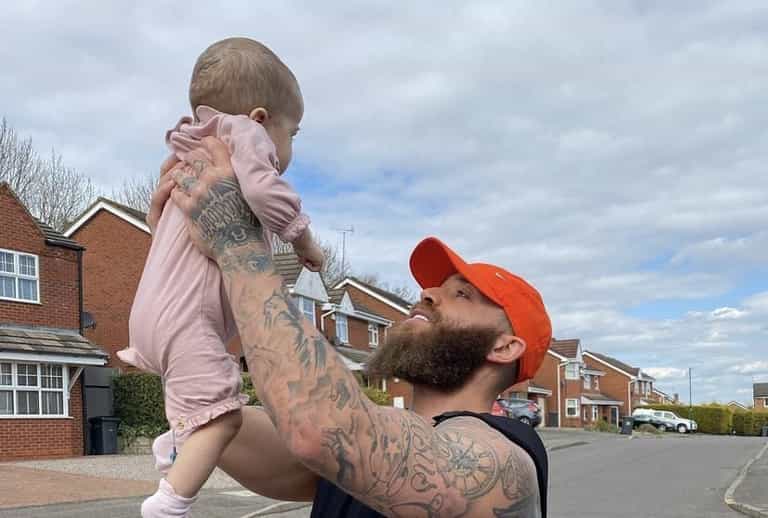 “There’s a lot you wouldn’t want to see” Ashley Cain admits he’s struggling amid daughter’s cancer battle “There’s a lot you wouldn’t want to see” Ashley Cain admits he’s struggling amid daughter’s cancer battle