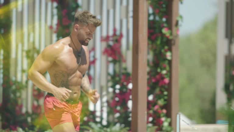 Love Island is back on our screens – and so are the memes Love Island is back on our screens – and so are the memes