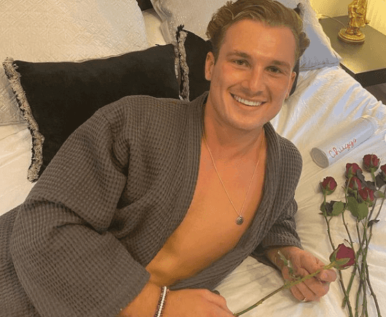 Love Island’s Lucinda actually matched with Chuggs on a dating app Love Island’s Lucinda actually matched with Chuggs on a dating app