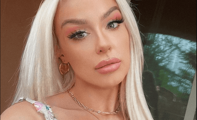 Influencer criticised over Brian Laundrie conspiracy theory Influencer criticised over Brian Laundrie conspiracy theory