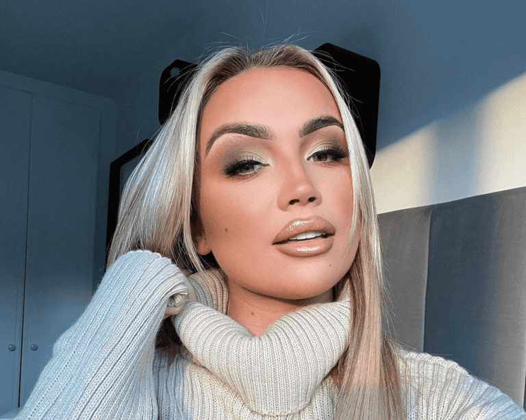 Influencer Ellie Kelly confirms split from Conor Ryan Influencer Ellie Kelly confirms split from Conor Ryan