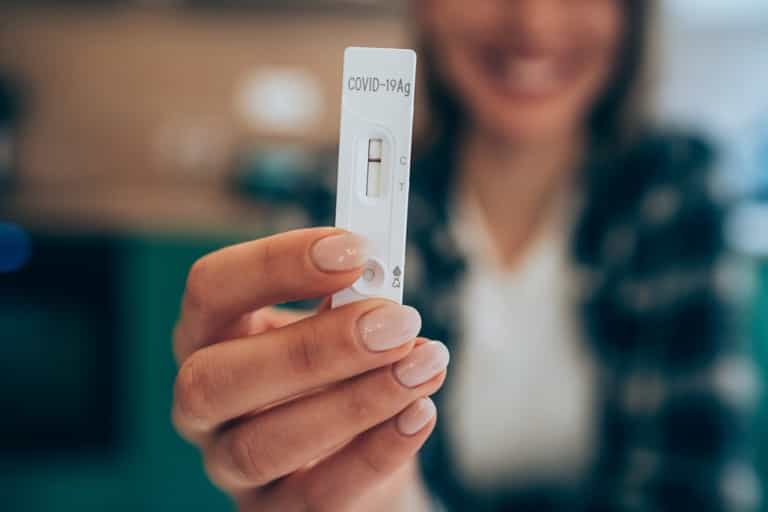 Free antigen tests will only be available for schools and close contacts, Donnelly says