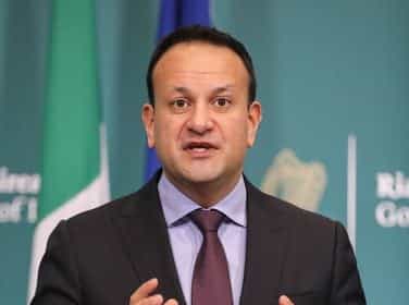 Government set to discuss possibility of easing close contact rules Government set to discuss possibility of easing close contact rules