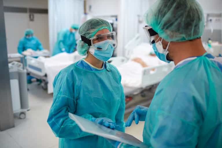 Healthcare staff who worked in Covid exposed environments to receive €1,000 bonus