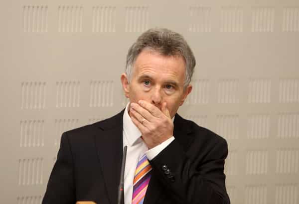 Minister apologises for saying people should “shop around” instead of complaining about cost of living