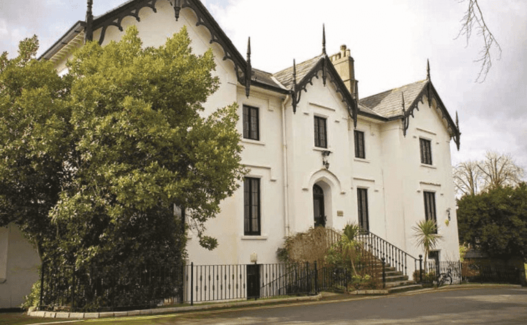 Dublin all girls school to admit boys for the first time ever