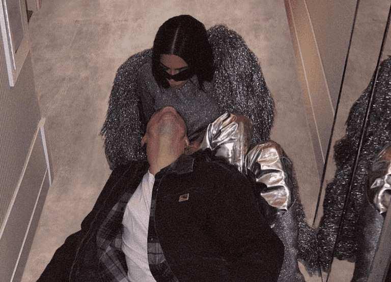 Kim Kardashian perpetuates another unattainable beauty standard as she photoshops carpet on floor