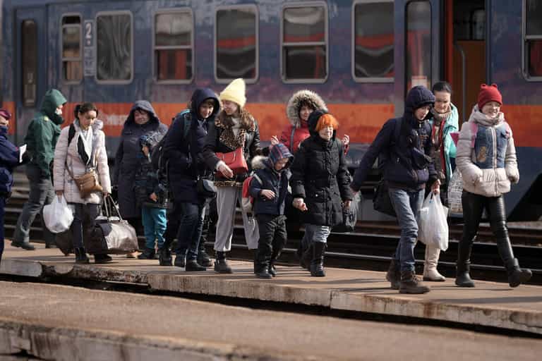 Over half of Ukraine accommodation pledges in Ireland not fulfilled