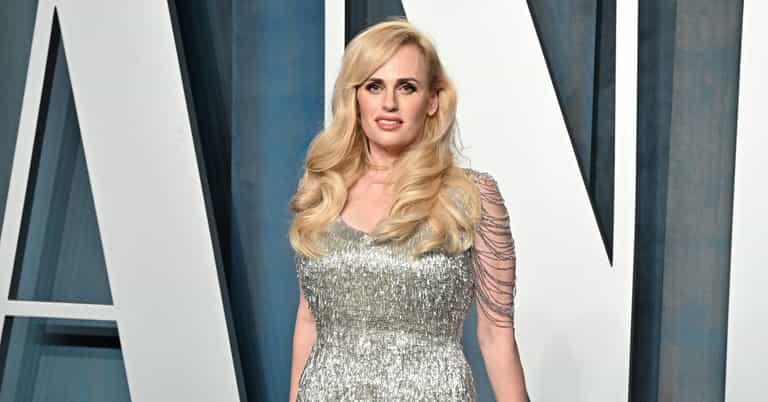 Rebel Wilson claims male co-star sexually harrassed her Rebel Wilson claims male co-star sexually harrassed her