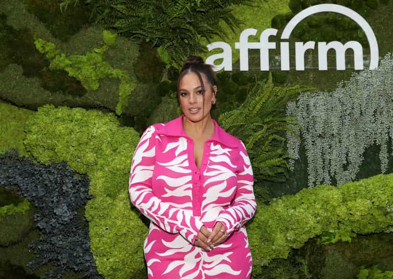 Ashley Graham says she nearly died while giving birth to her twin boys Ashley Graham says she nearly died while giving birth to her twin boys