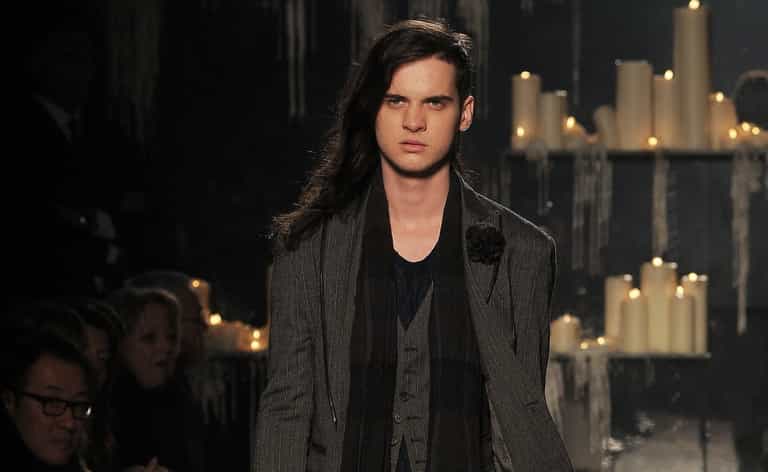 Nick Cave pays tribute to son Jethro, who has passed away aged 31 Nick Cave pays tribute to son Jethro, who has passed away aged 31