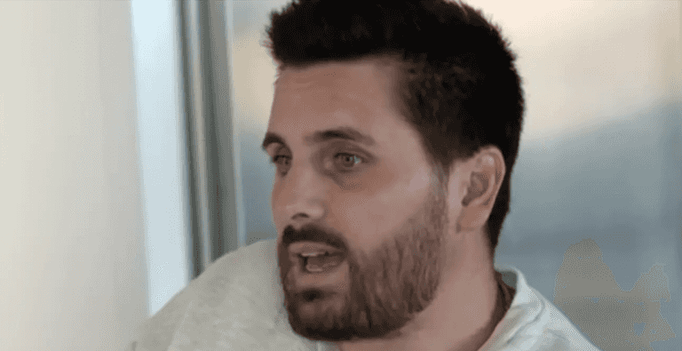Scott Disick wants an invite to Kourtney and Travis’ wedding Scott Disick wants an invite to Kourtney and Travis’ wedding