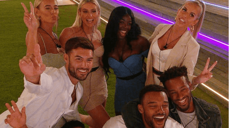 New Love Island trailer pokes fun at every other dating show New Love Island trailer pokes fun at every other dating show