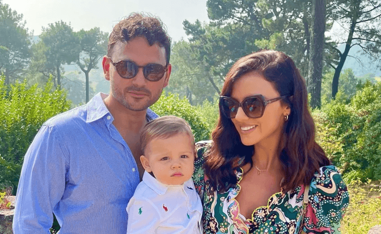 Lucy Mecklenburgh and Ryan Thomas welcome their second child Lucy Mecklenburgh and Ryan Thomas welcome their second child