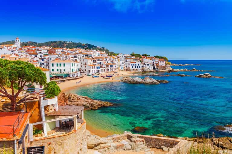 Thousands of Irish tourists could be banned from holiday destinations over Covid rules Thousands of Irish tourists could be banned from holiday destinations over Covid rules