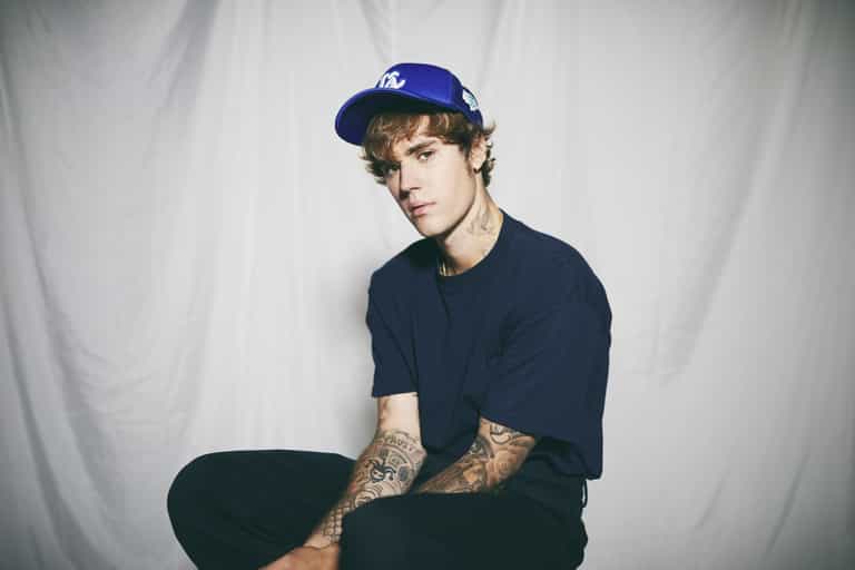 Justin Bieber updates fans on “horrific” facial paralysis Justin Bieber updates fans on “horrific” facial paralysis