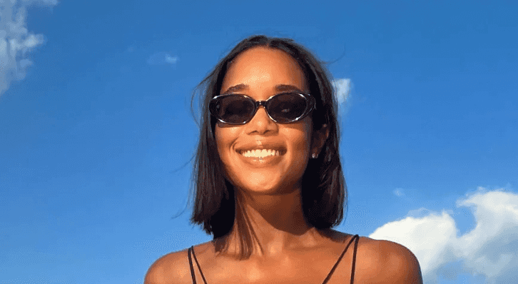 The boyfriend bob is the perfect laid back summer hair style The boyfriend bob is the perfect laid back summer hair style