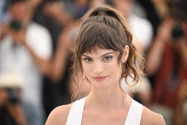 Actress Charlbi Dean dies aged 32 after “unexpected illness” Actress Charlbi Dean dies aged 32 after “unexpected illness”