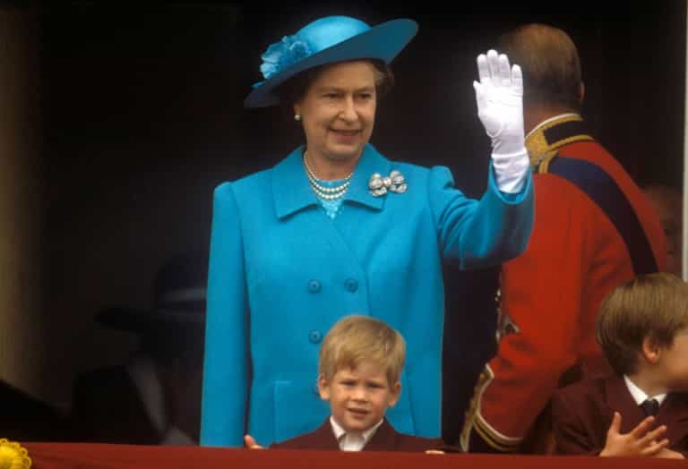 Prince Harry issues statement following death of Queen Elizabeth Prince Harry issues statement following death of Queen Elizabeth