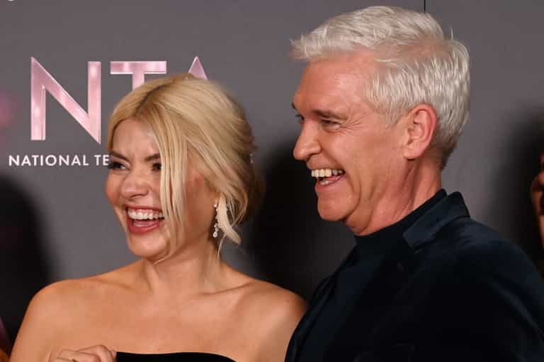 Holly and Phillip booed as they win big at the NTAs following backlash Holly and Phillip booed as they win big at the NTAs following backlash