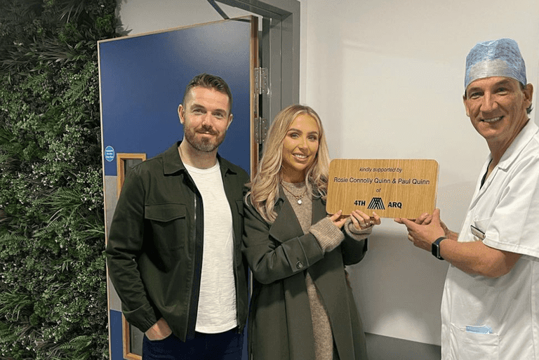 Rosie Connolly visits breast cancer clinic after fundraising success Rosie Connolly visits breast cancer clinic after fundraising success