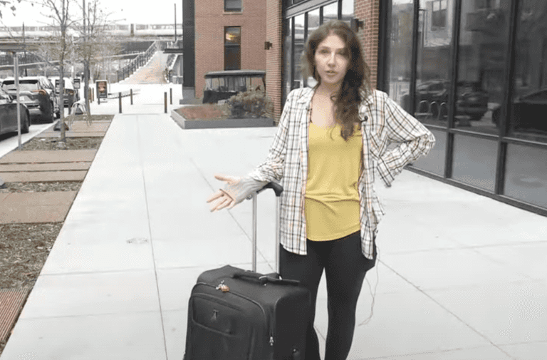 Passenger’s AirTag in lost luggage outs airline for not telling truth about where it actually is Passenger’s AirTag in lost luggage outs airline for not telling truth about where it actually is