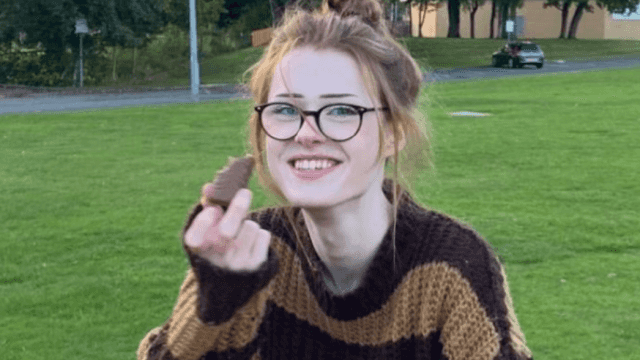 Hundreds attend vigils in Dublin and Belfast remembering Brianna Ghey Hundreds attend vigils in Dublin and Belfast remembering Brianna Ghey