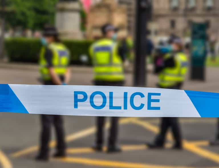 Child seriously hurt after stranger tries to abduct them in England Child seriously hurt after stranger tries to abduct them in England