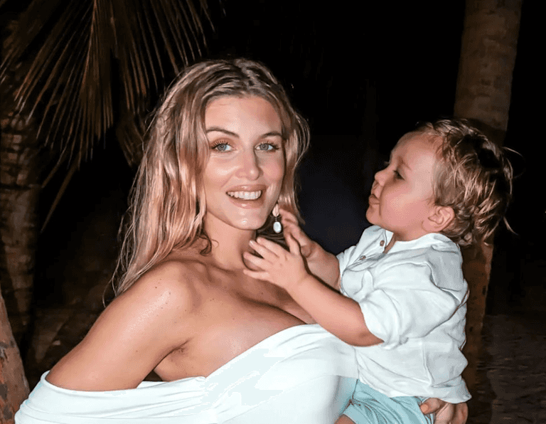 Ashley James finally reveals her baby girl’s beautiful name Ashley James finally reveals her baby girl’s beautiful name