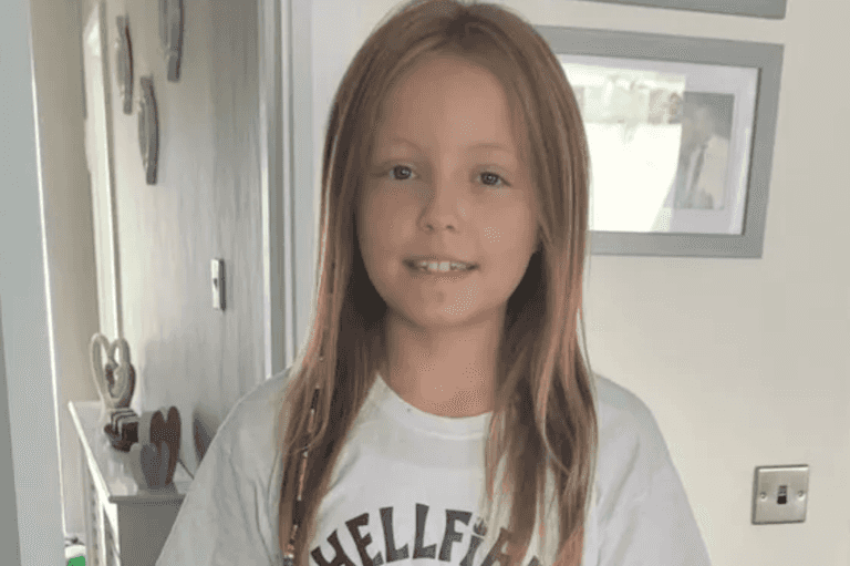 Fundraiser launched for Dublin girl (12) who had quadruple amputation Fundraiser launched for Dublin girl (12) who had quadruple amputation