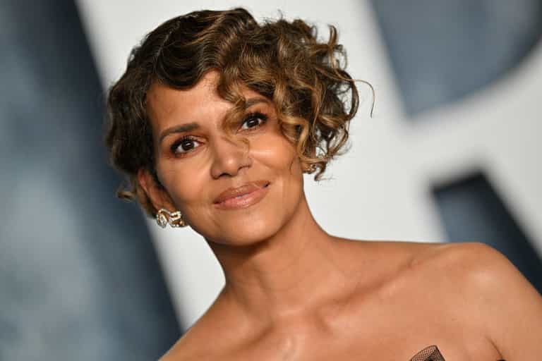 Halle Berry has the best reaction to trolls who criticised her for posting nude photo Halle Berry has the best reaction to trolls who criticised her for posting nude photo