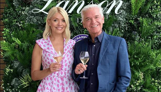Holly Willoughby and Phillip Schofield break silence as they reunite on This Morning Holly Willoughby and Phillip Schofield break silence as they reunite on This Morning