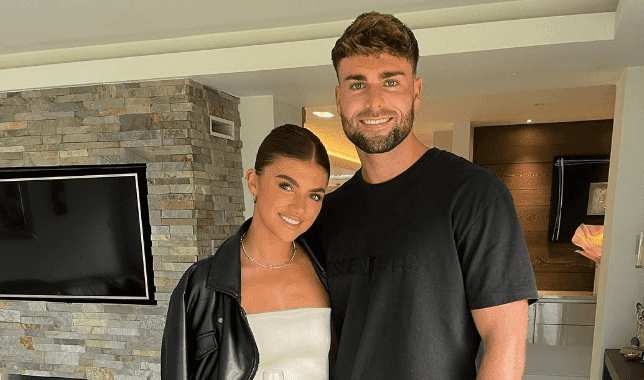 Love Island’s Samie Elishi and Tom Clare have reportedly split up Love Island’s Samie Elishi and Tom Clare have reportedly split up