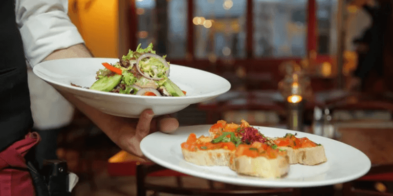 Waitress who refused to share €4,000 tip with co-workers told not to return to work