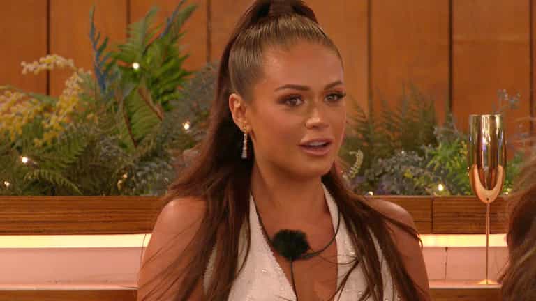 ‘It’s just really awkward’ – Ex-Love Islander reveals ‘cringe’ behind the scene secret ‘It’s just really awkward’ – Ex-Love Islander reveals ‘cringe’ behind the scene secret