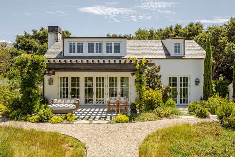 Gwyneth Paltrow’s Californian guesthouse will be listed on Airbnb this month