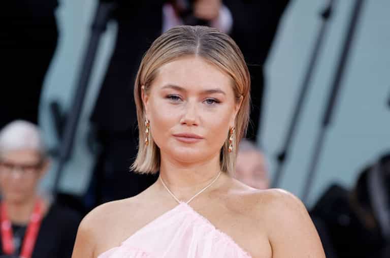 Influencer Sophie Murray shares exciting news about her podcast