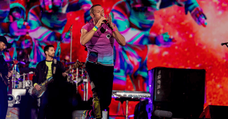 Coldplay are looking for fans to sing on their next song Coldplay are looking for fans to sing on their next song