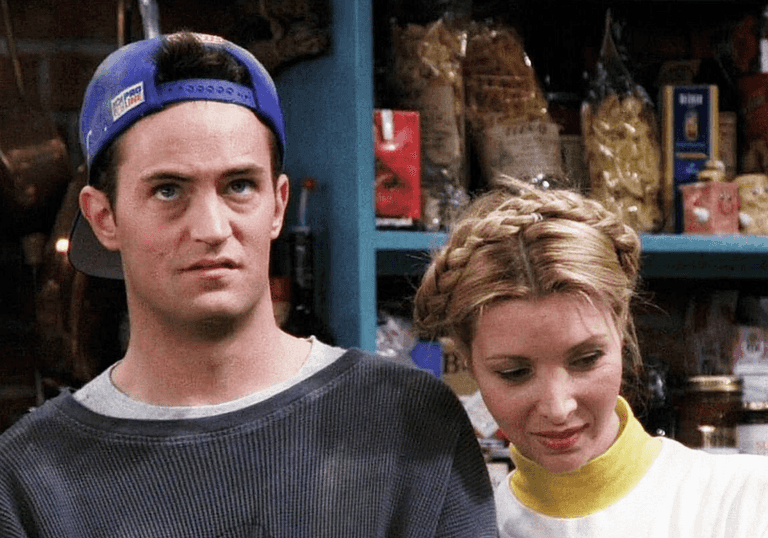 Lisa Kudrow shares rare photo of Matthew Perry in moving tribute